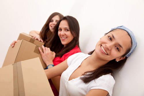 Reliable van hire and loading support in Notting Hill