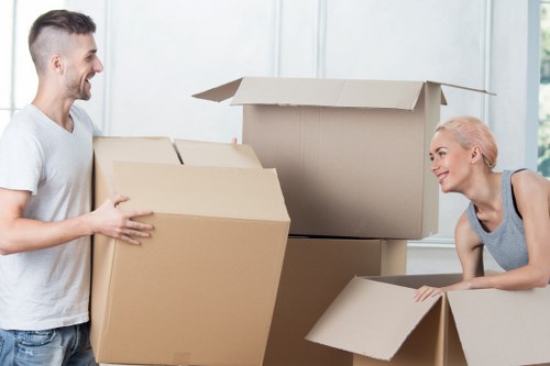 Efficient removal van service for flats and homes in Notting Hill