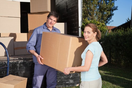 Furniture loading by experienced movers in Notting Hill